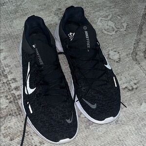 Nike free 5.0 Black and White Running Shoes
